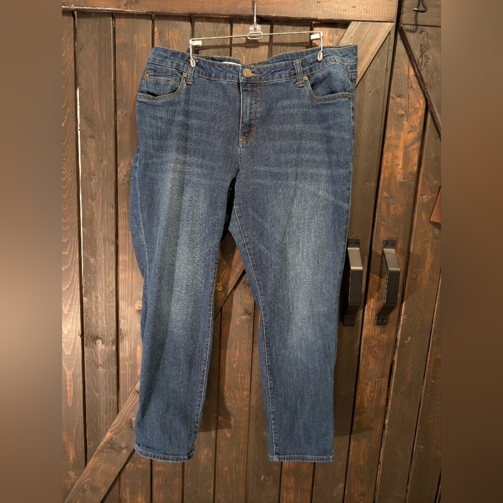 Kut from the Kloth, Katy boyfriend cut, size 16W